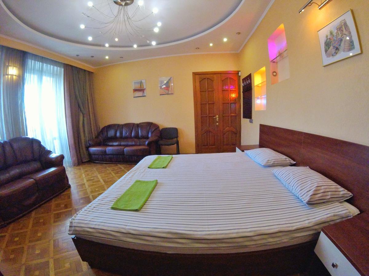New Bed & Breakfast Минск Екстериор снимка