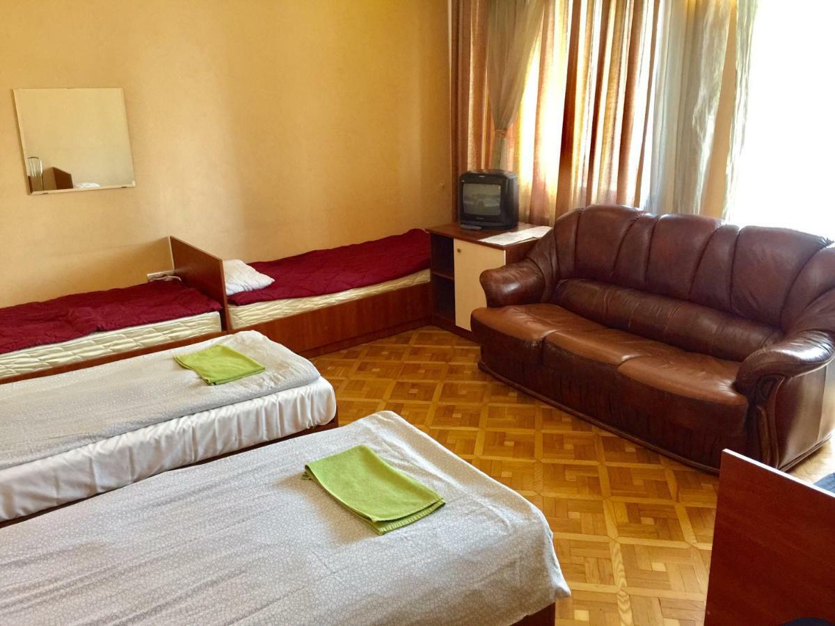 New Bed & Breakfast Минск Екстериор снимка